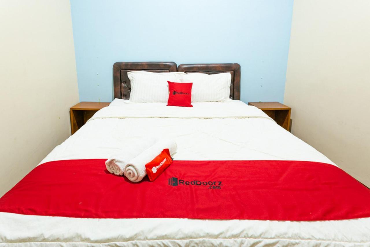 Reddoorz Syariah @ Sakinah Guesthouse Sragen Kültér fotó